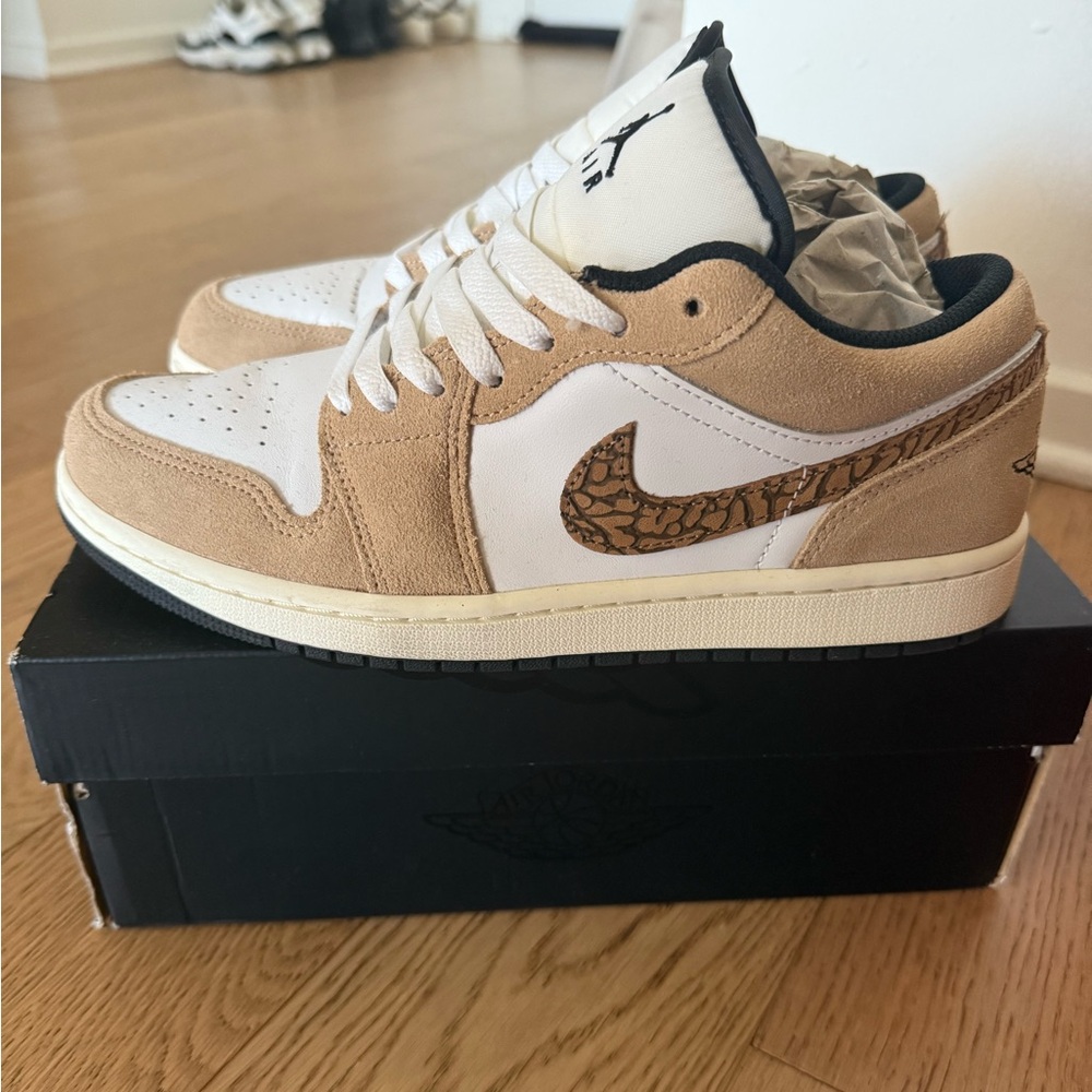 Jordan Low Sneakers in white and tan elephant print